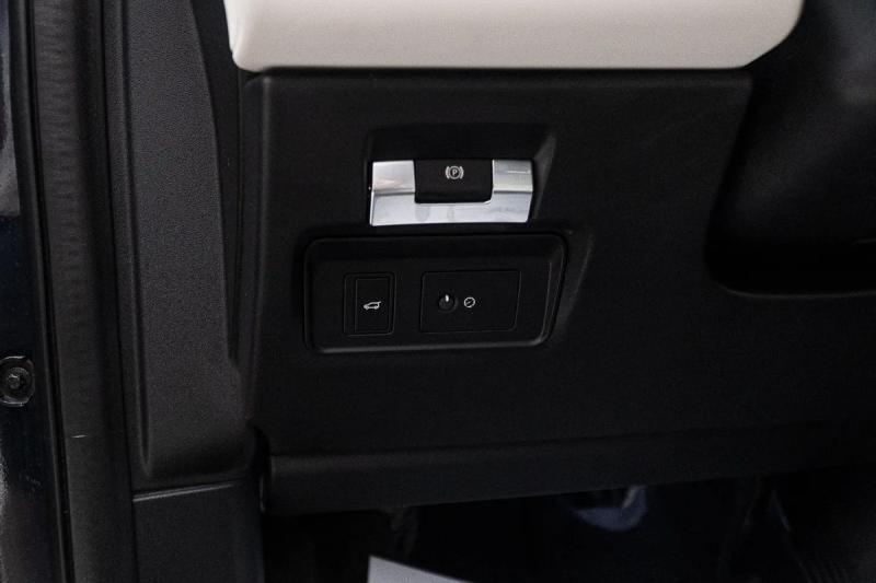 Car Thumb